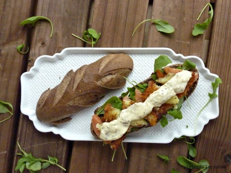 bocata de patatas rosti y salmón ahumado