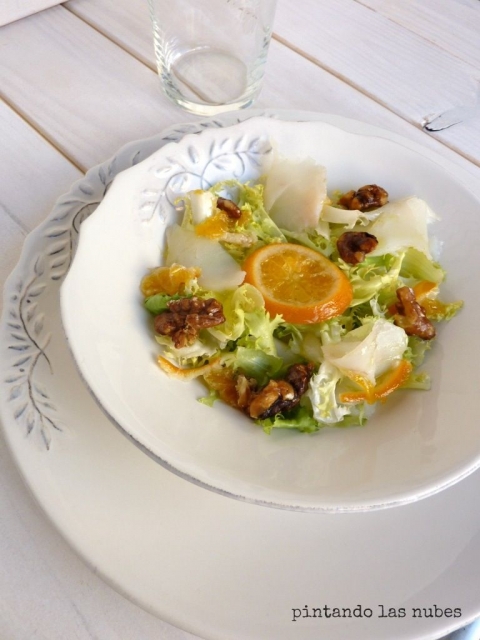 Pintando las nubes: ensalada de bacalao y mandarina
