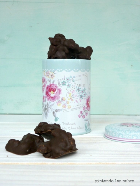 Rocas chocolate y nuez