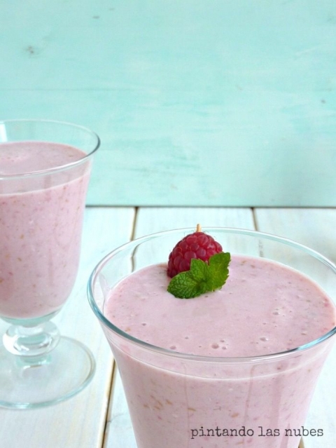 hacer batido casero de frambuesas