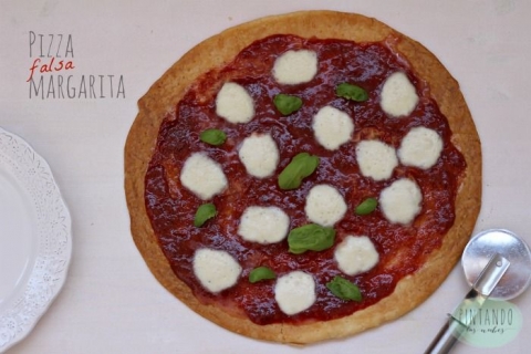 Pizza dulce de hojaldre por Pintando las nubes