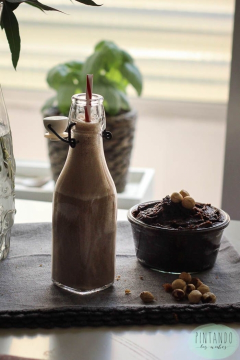 Batido de cacao y avellanas
